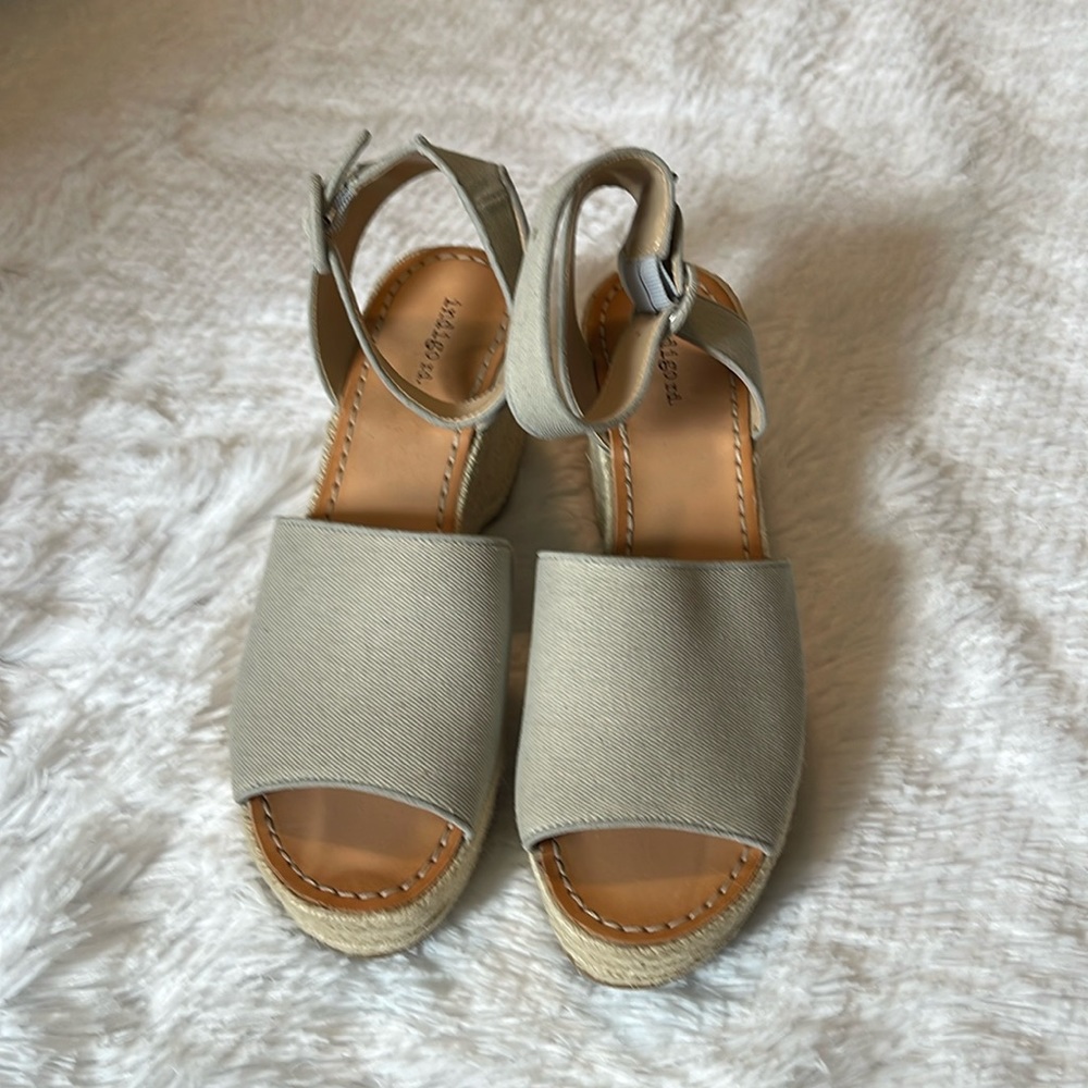 Indigo rd. Wedges size 10 NWOT